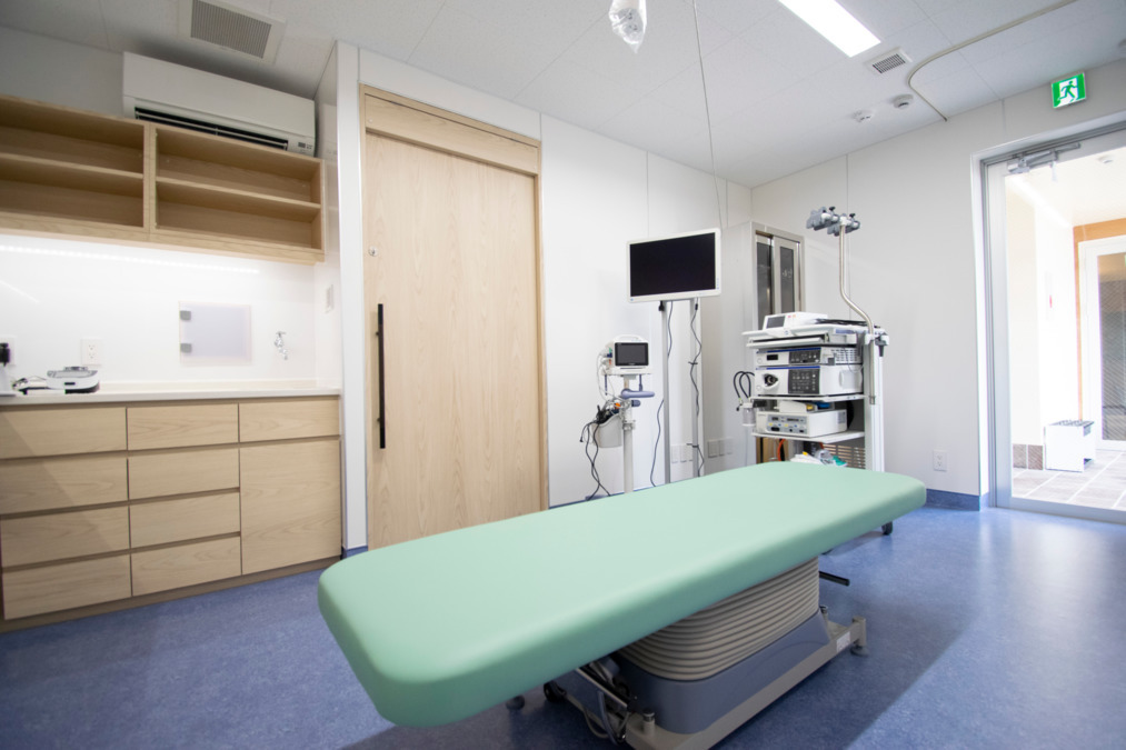 石神井公園駅前えんじゅ内科クリニック(看護師/准看護師の求人)の写真3枚目:内視鏡室です。ここで経鼻・経口内視鏡や大腸内視鏡検査をします。