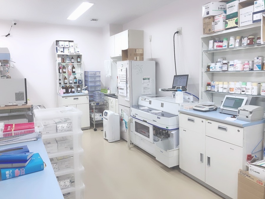 ハープ薬局 いしみね店（薬剤師の求人）の写真4枚目：いしみね店　調剤室