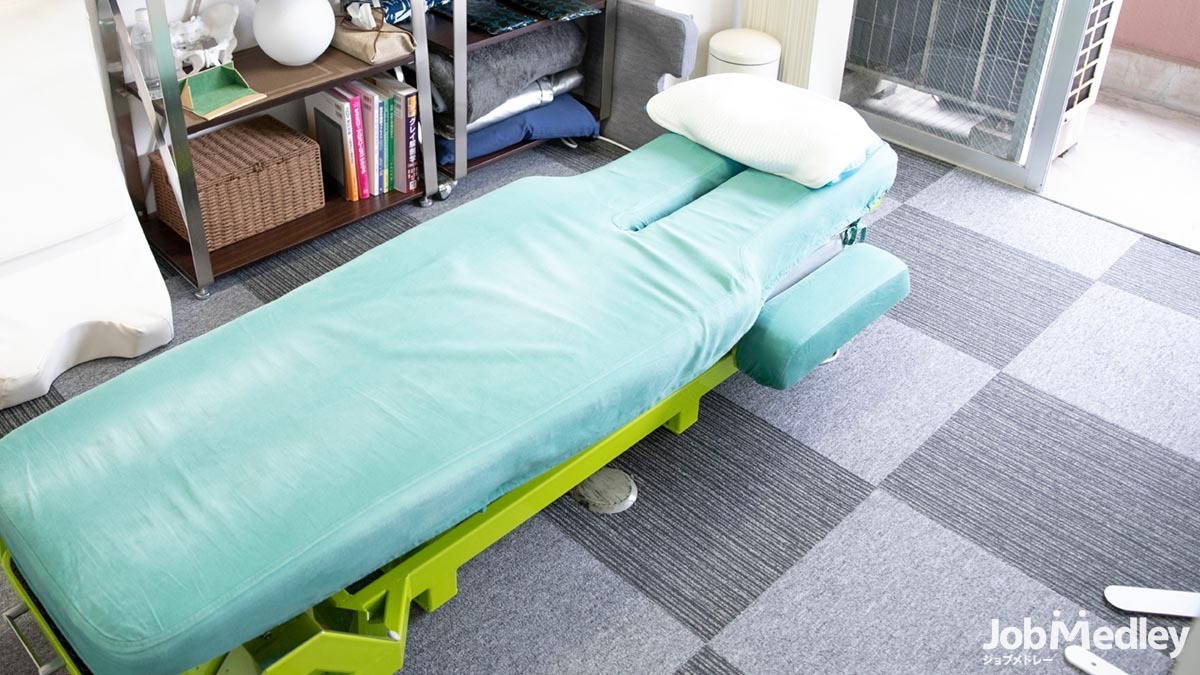 美骨整復くるみの実(医療事務/受付の求人)の写真3枚目:ゆったりと診療を行える環境です