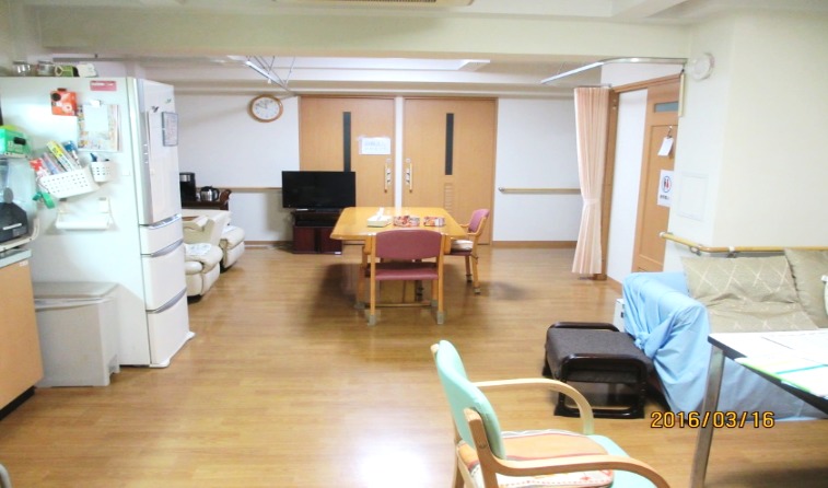 あすか八尾第2デイサービスセンターの写真3枚目：あんしんとやすらぎの提供に携わりませんか？