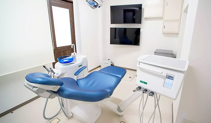 医療法人明貴会三条山口歯科医院（歯科医師の求人）の写真4枚目：外科処置を行う手術室です。