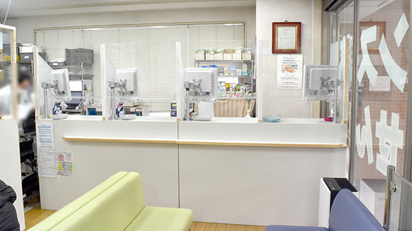 セブンス薬局金沢八景店(薬剤師の求人)の写真:セブンス薬局金沢八景店の内観