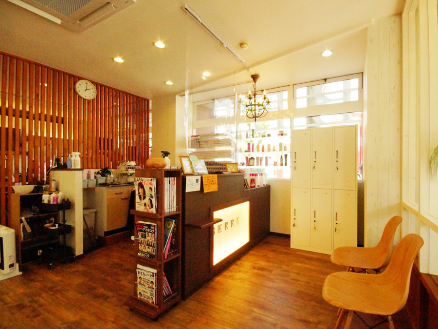 hairsBERRY 近鉄八尾店（美容師の求人）の写真4枚目：