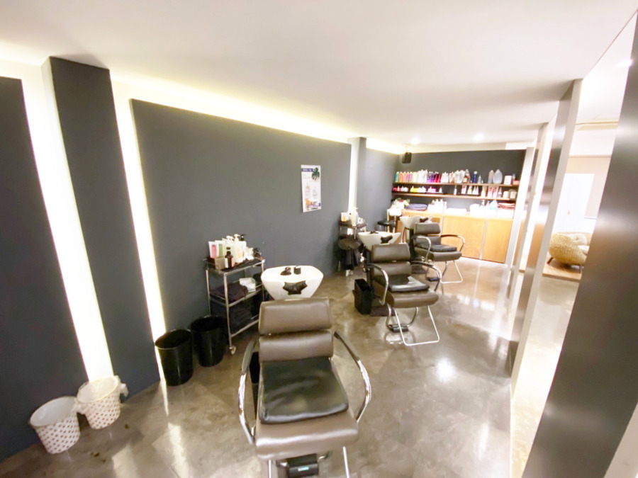 美容室SALONS SOLA明石大久保店の写真2枚目：