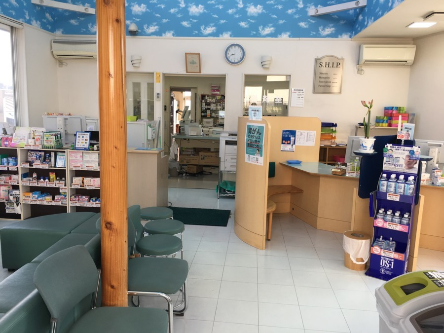 仙台調剤薬局 鹿島台店（薬剤師の求人）の写真2枚目：仙台調剤薬局 鹿島台店の内観