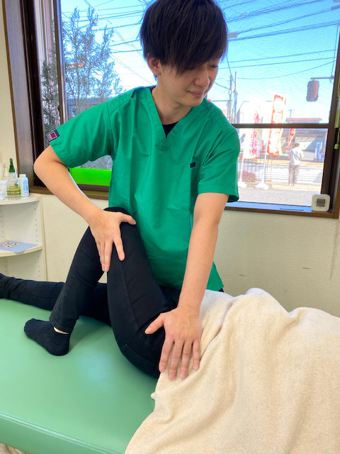 斎藤整骨院の写真3枚目：産後の骨盤矯正、肩こり腰痛が原因の骨格矯正が強みです