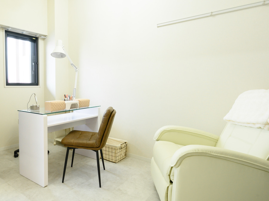 nailsalon&U【2025年07月オープン】(ネイリストの求人)の写真4枚目: