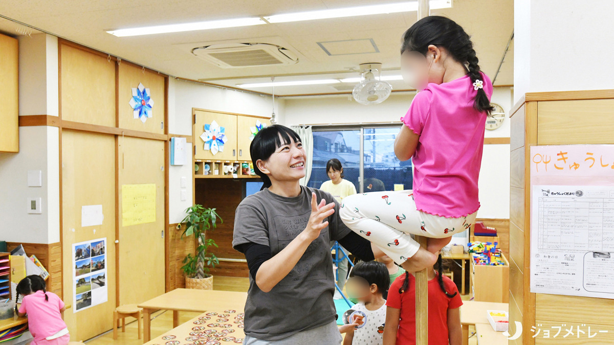 たんぽぽ保育園（看護師/准看護師の求人）の写真9枚目：成長に合わせた道具や発達を助ける遊具を取り揃えています