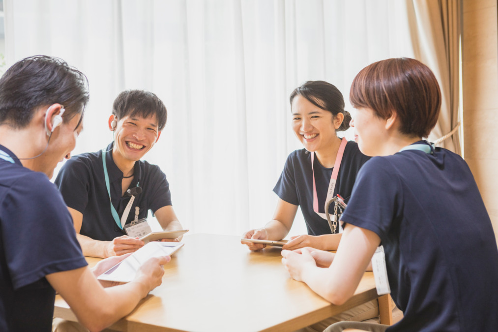 有料老人ホームソナーレ駒沢公園(看護師/准看護師の求人)の写真2枚目:20代~50代と幅広い年齢層のスタッフが活躍しています