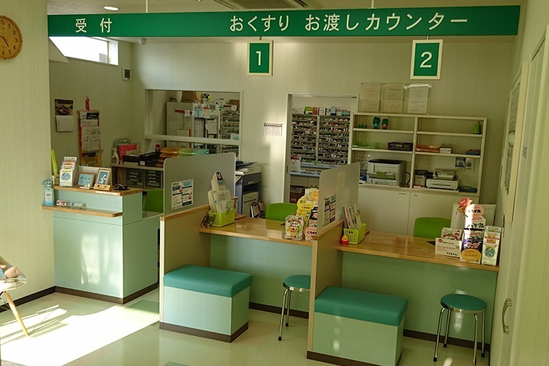 中日調剤薬局 稲沢市民店の写真2枚目:中日調剤薬局 稲沢市民店の内観です