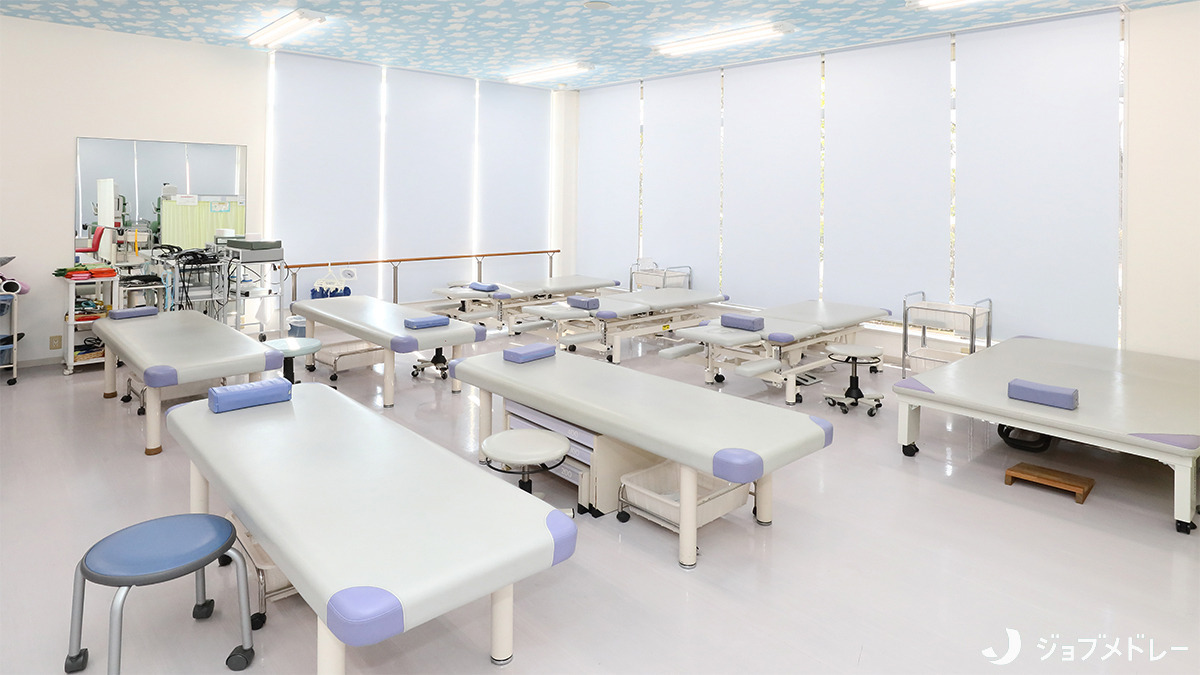 おかざきいしむら整形外科(看護師/准看護師の求人)の写真7枚目:患者様一人ひとりに合わせたプログラムを提供しています!