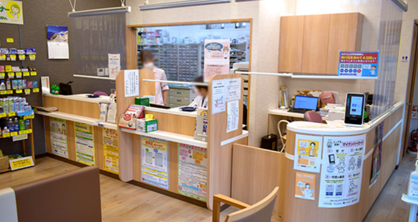 アガペ六本松調剤薬局（薬剤師の求人）の写真2枚目：薬局内の様子