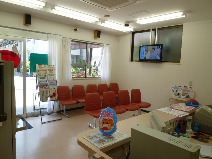 クオレ薬局（薬剤師の求人）の写真2枚目：クオレ薬局の内観