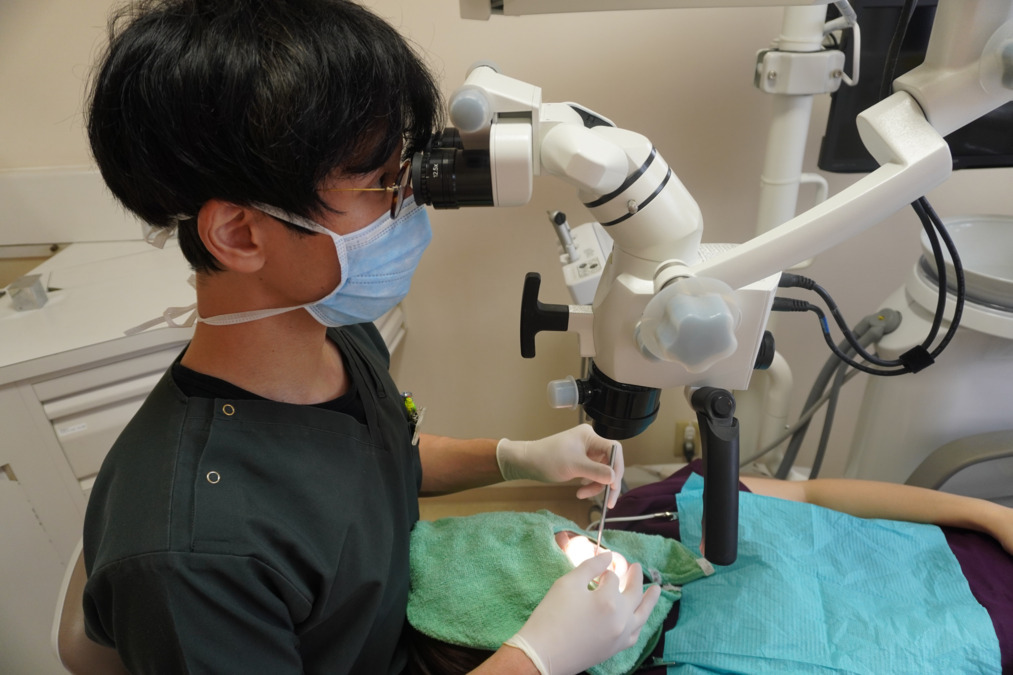 あかつき台歯科医院の写真3枚目：マイクロスコープ・CT・口腔内スキャナー完備