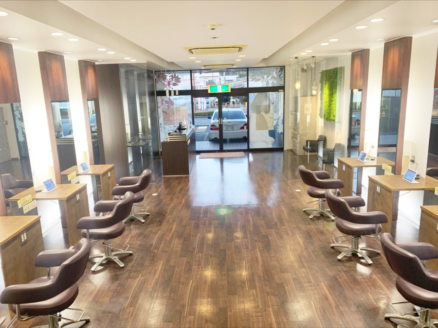 RAFFI 岩国駅前店（美容師の求人）の写真4枚目：