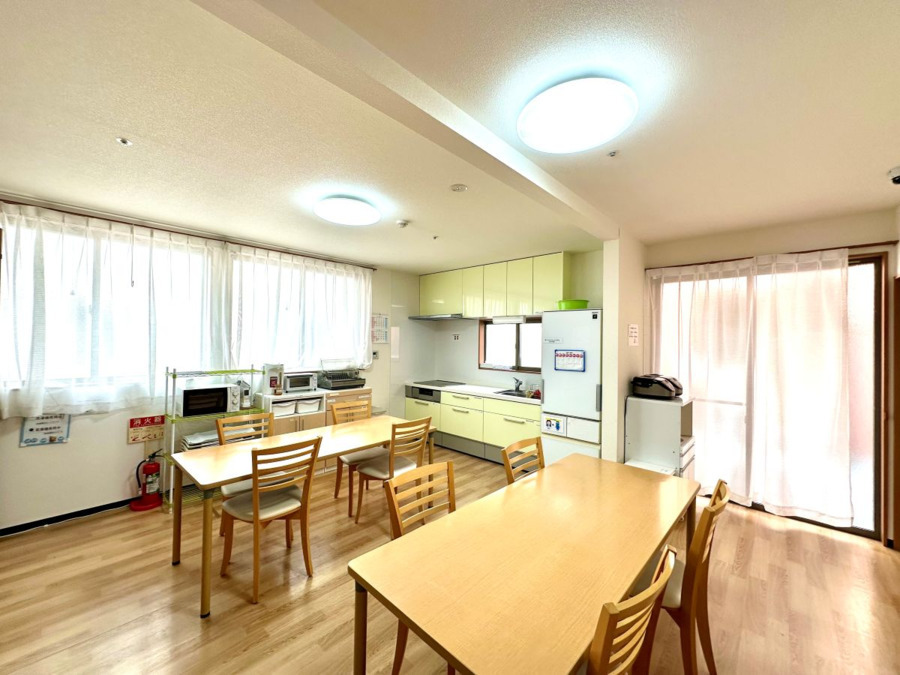 グループホームうみかぜの写真2枚目:利用者さまが集う食堂