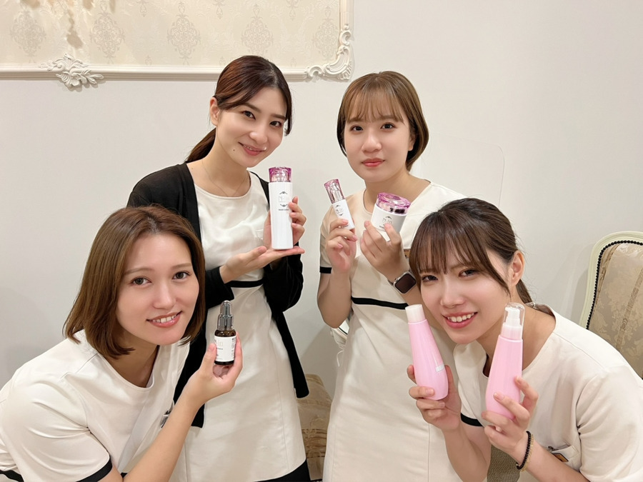 N-inスキンケアスタジオ天神店（エステティシャン/セラピストの求人）の写真8枚目：新しい仲間をお待ちしております☆