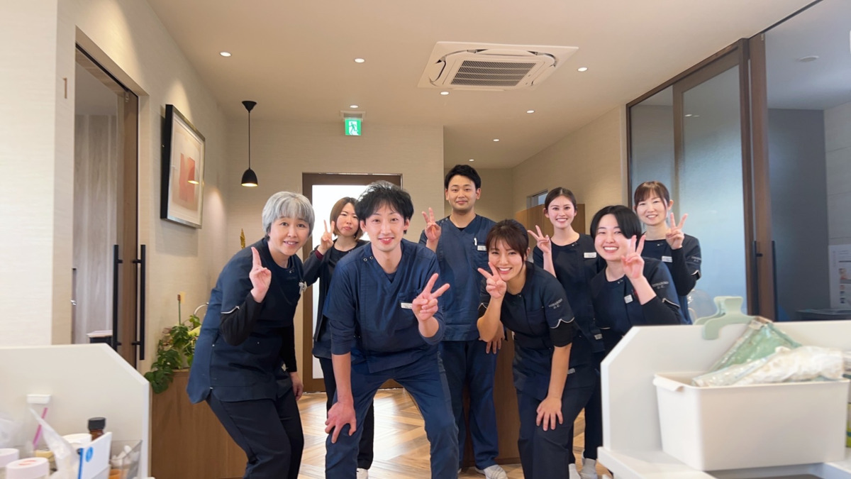 となりの歯科・矯正歯科の写真