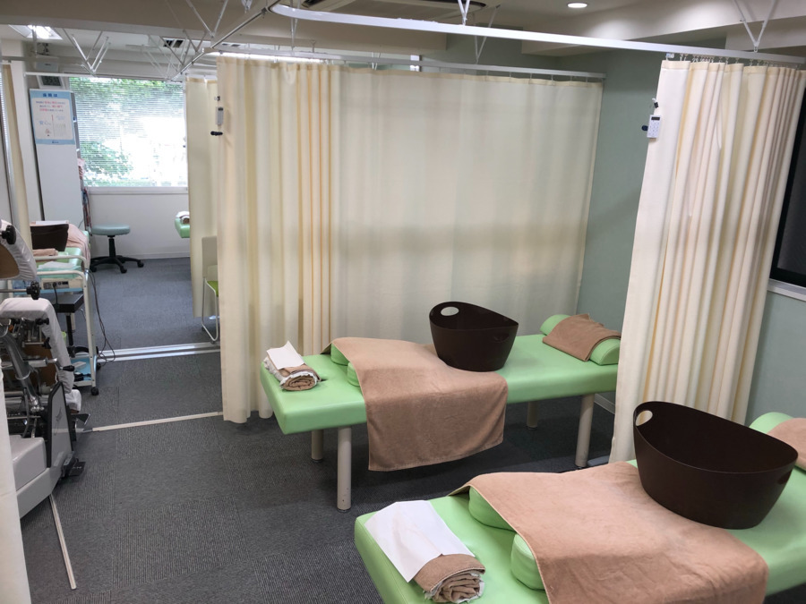 田町駅前治療院(柔道整復師の求人)の写真:田町/三田駅から徒歩2分の好立地