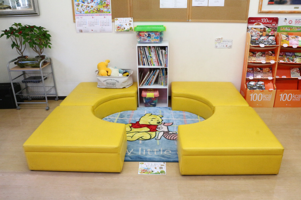 なかずみ薬局（調剤事務の求人）の写真3枚目：キッズスペースもご用意しています