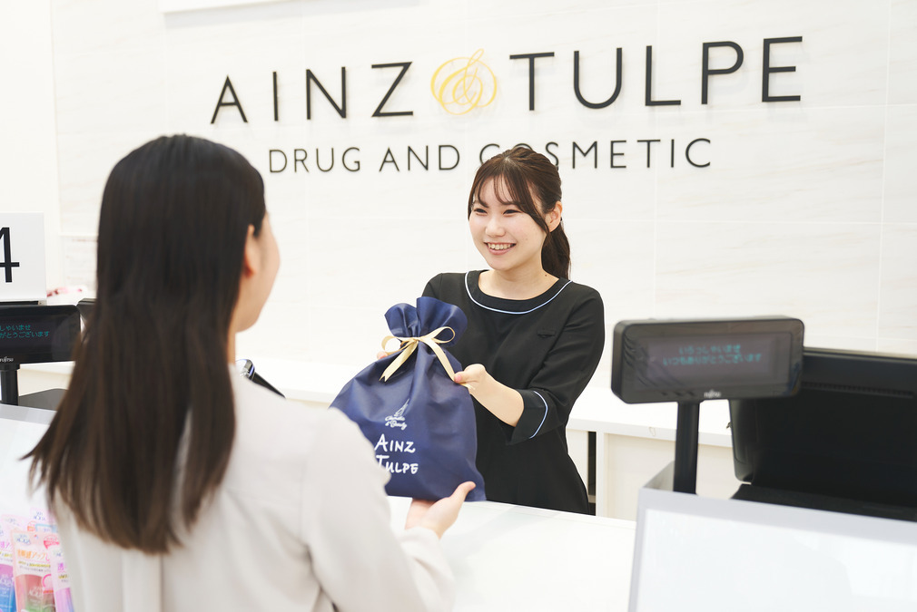 アインズ＆トルペ 渋谷モディ店の写真2枚目：