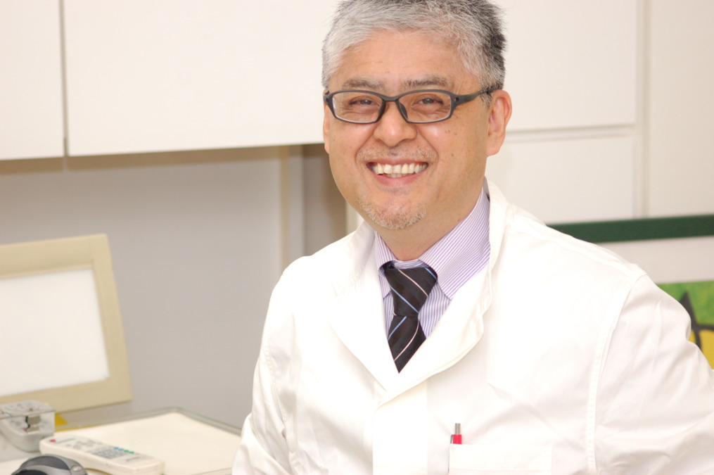 かがみ歯科医院（歯科衛生士の求人）の写真8枚目：院長