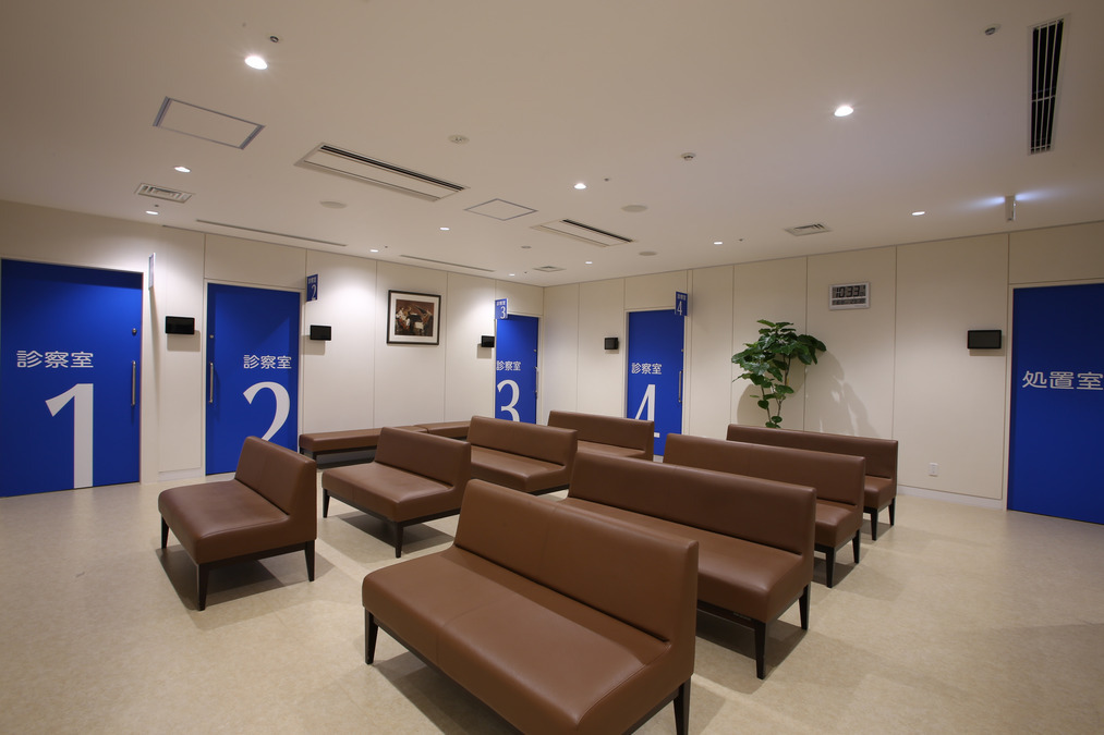 中央みなとクリニック（薬剤師の求人）の写真3枚目：患者様のあらゆる状況に対応できるように幅広く展開しています。