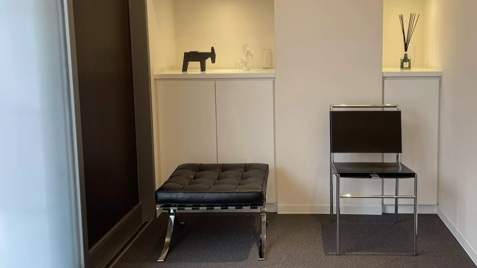 菊川駅前歯科（歯科衛生士の求人）の写真5枚目：当院は白を基調としており清潔感に溢れた医院です。