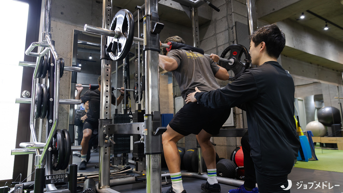 TIGER GOLF FITNESS 代々木上原店（インストラクターの求人）の写真6枚目：トレーニングの様子です