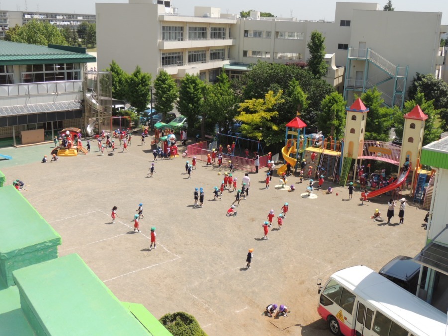 英幼稚園（幼稚園教諭の求人）の写真3枚目：