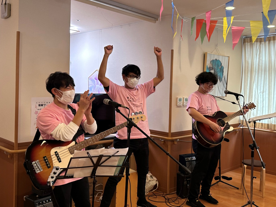 香流川翔裕園（介護職/ヘルパーの求人）の写真2枚目：