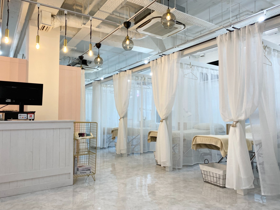 ALICE eyelash magic 梅田茶屋町店の写真2枚目：