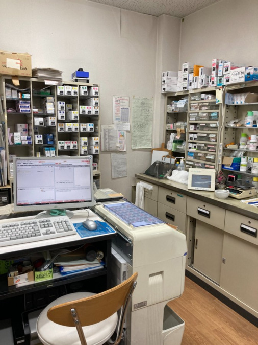 こばと薬局府中店（薬剤師の求人）の写真3枚目：調剤室