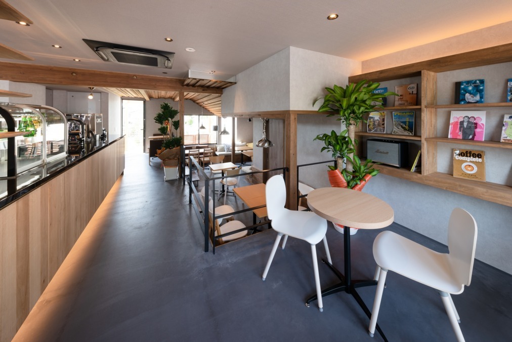 亀山薬局　並木通り店（薬剤師の求人）の写真4枚目：kakkon cafeを運営　社員割あり