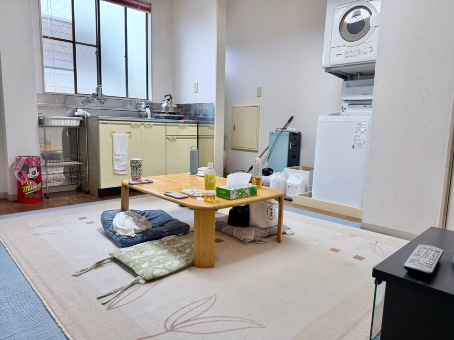 野尻歯科クリニック（歯科衛生士の求人）の写真10枚目：スタッフ休憩室
広々スペースでしっかり休めます。
