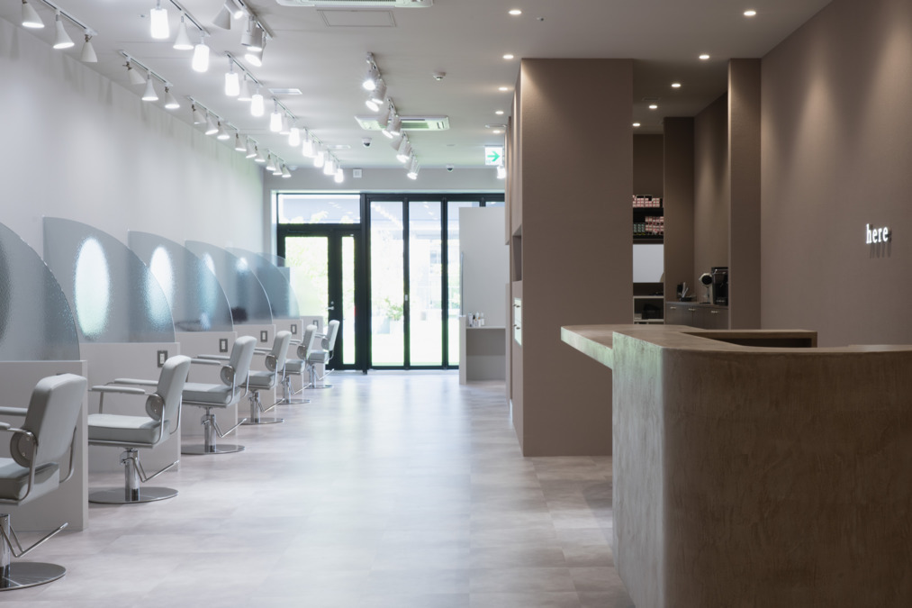 髪質改善専門店 here 三宮の写真