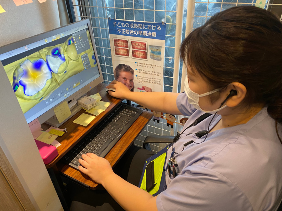 ひやま歯科クリニック（歯科技工士の求人）の写真5枚目：どんどんデジタルが普及している技工業界！たくさんチャレンジ！