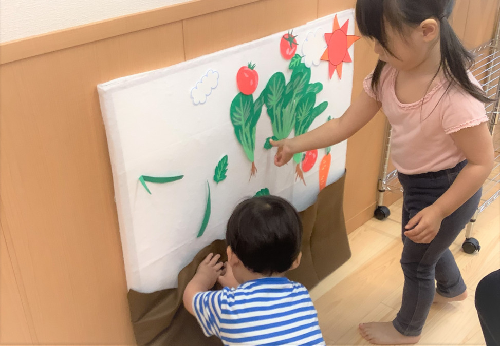 にじいろ保育園竹芝の写真4枚目：竹芝の手作りおもちゃ