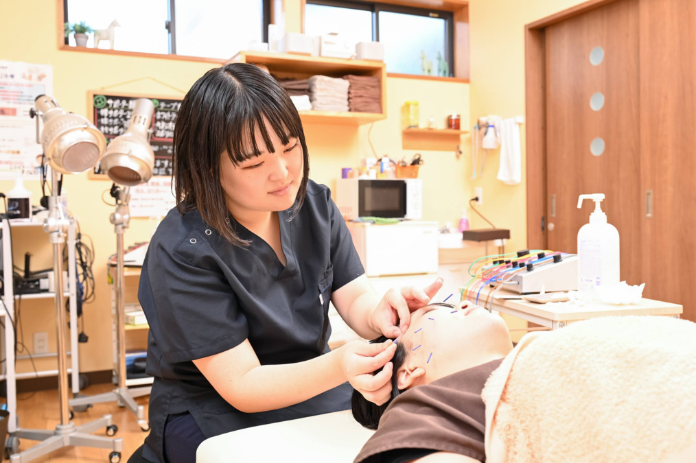 稲毛にこぐさ鍼灸整骨院（鍼灸師の求人）の写真4枚目：