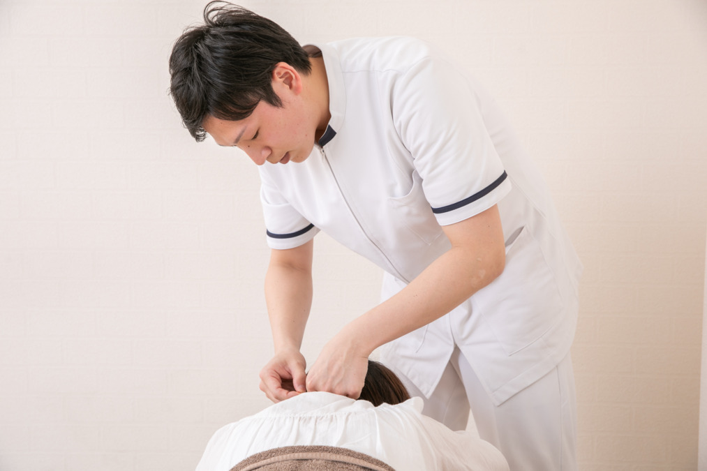 向井鍼灸整骨院（整体師の求人）の写真12枚目：施術家としてだけではなく、”人”としても成長できる職場です！