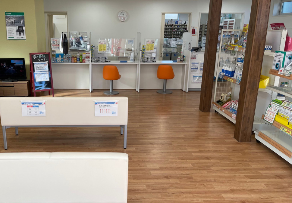ファーマライズ薬局　常盤台店の写真3枚目：常盤台店　待合室