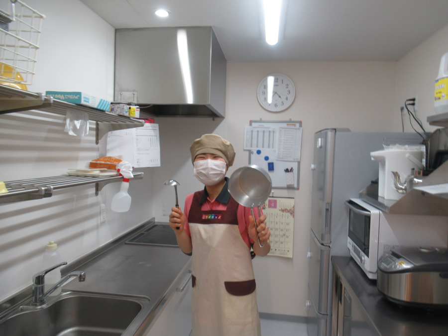 ニチイキッズ本駒込駅前保育園(調理師/調理スタッフの求人)の写真:いっしょにおいしい給食を作りましょう!