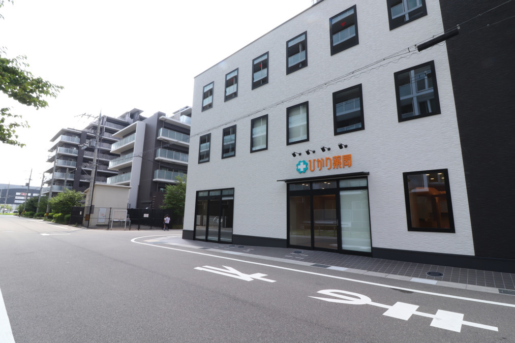 ひかり薬局 洛西口駅前店(調剤事務の求人)の写真: