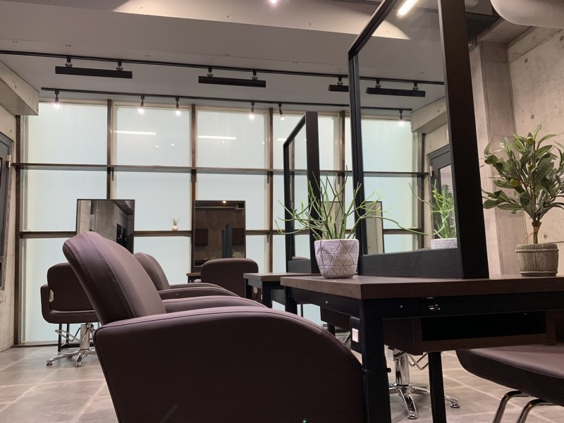 RINO Hair 横浜西口店の写真3枚目：
