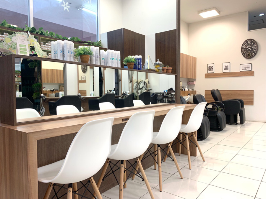 RASUTA 立川店の写真5枚目：