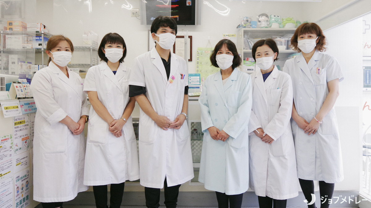 すずらん薬局いずみ野店（薬剤師の求人）の写真1枚目：地域の皆様の健康をお守りする『かかりつけ薬局』を目指しています！