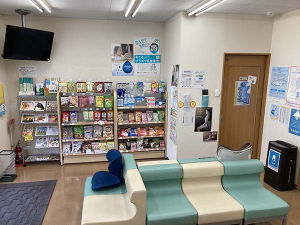 株式会社アイセイ薬局 アイセイ薬局 けやき店(薬剤師の求人)の写真:アイセイ薬局 けやき店の内観
