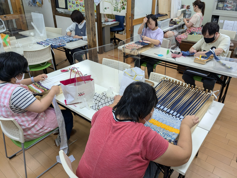 あみくるおべんと屋さんの写真2枚目：作業室の様子