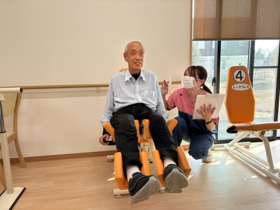 リハビリ専門デイサービス　憩い（介護職/ヘルパーの求人）の写真4枚目：