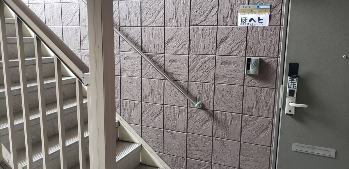ほへと訪問介護ステーション【2018年04月01日オープン】(サービス提供責任者の求人)の写真:2階建てハイツの1室です。
